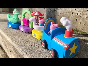 Peppa Pigs Magical Parade Train Ride