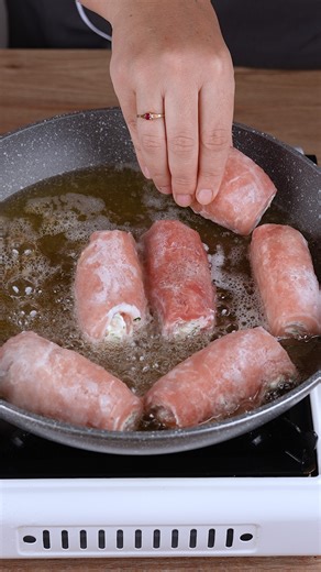 The famous pork rolls, everyone loves it when I make them | That Recipe