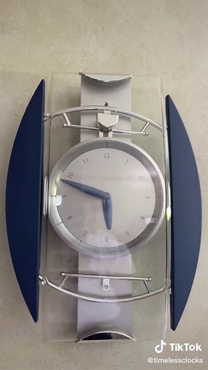 my heart will go on 🥰🥰 this clock is so fun to watch tho #satisfying #calm #relax #clocks #clocktok #xyzcba