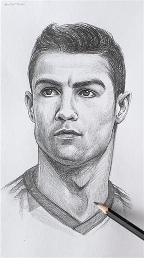 How to draw ronaldo face Easy 😍. #sketching #shorts #drawingtutorial #pencilart