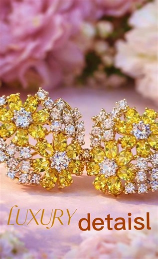 ✨ 21K Gold Floral Earrings ✨ Luxury that speaks without words. Crafted with brilliance & timeless elegance. Perfect for weddings, parties & special moments. 📍 Visit NM Jewellers – Liberty Market, Lahore 📩 DM us for price & details. #NMJewellers #21KGold #GoldEarrings #LahoreJewellers