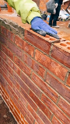 88K views · 1.4K reactions | How To Lay Bricks tricks For Beginners Using a line隣 | Bricklayer | Facebook