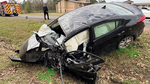 Collision near Texas Bible College leaves one dead, another seriously injured in Lufkin