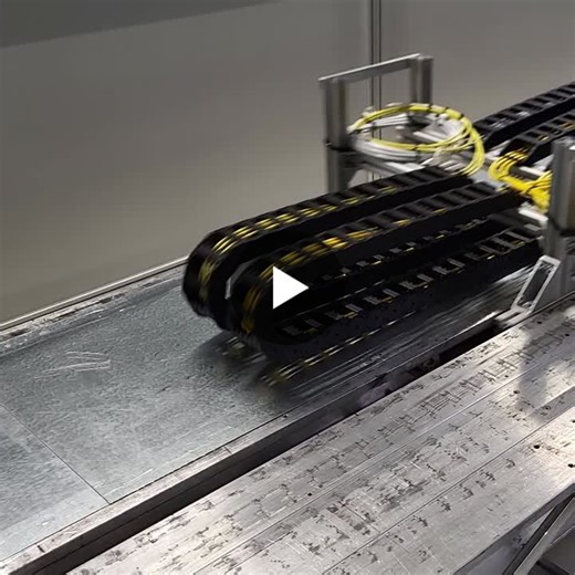 #dragchain #industrialcabling #automationtechnology #mechanicalengineering #highflex #datatransmission #engineeringexcellence #industrysolutions | KERPEN DATACOM GmbH