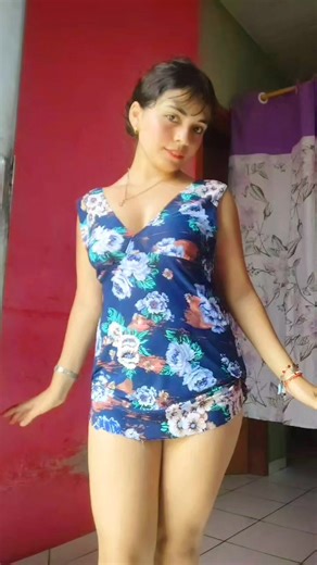 Toda Mulher Bonita e Seu Gato Macho Grudento