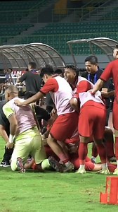 242K views · 3K reactions | Calon goal Puskas Goal pembuka pertandingan antara Persija vs Arema yang dicetak oleh Rizky Ridho ☠️ R.Ridho #persija #jakmania #macankemayoran | Info Persija jakarta | Facebook