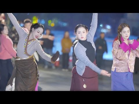 All the beautiful Tibetan women are here to dance😍