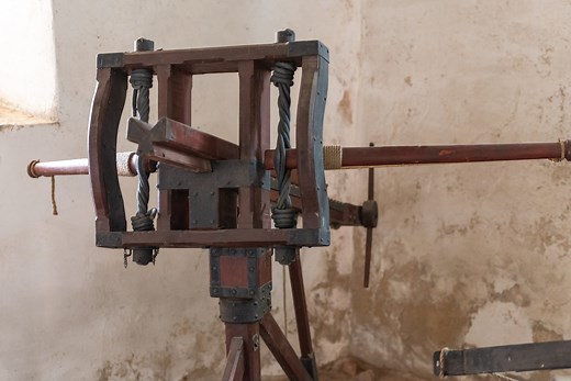The Mighty Ballista: Engineering an Ancient War Machine - Discovery UK