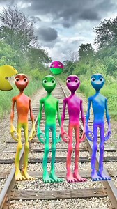 166K views · 730 reactions | equal dame tu cosita 4 alien dance vs pac man... | Dayal Sarkar | Facebook