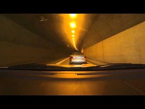 Mercedes SL55 AMG Tunnel Sound's with custom exhaust (HD)