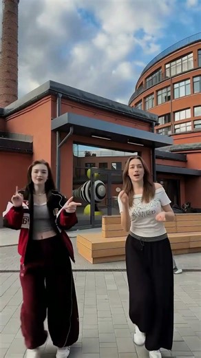 Ava Emma TikTok Dance Trend 🔥 #tiktok #trending #dance