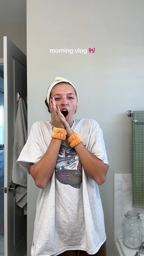 a typical morning routine 🤭💖 #grwm #morningroutine #productivemorningroutine