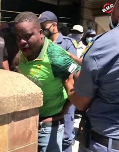 75K views · 637 reactions | If you're a Credit Card Scammer You better hope you Get Away Safely, Because if you Get Caught South Africans will Choose Violence... Whatsapp your Videos: +27 68 543 2155 WeTransfer Longer Videos: ducgroup7@gmail.com #dalaucrew #videos #StopGBV For Business Adverts, Viral Videos and Business Memes, contact Admin | Dala U Crew | Facebook