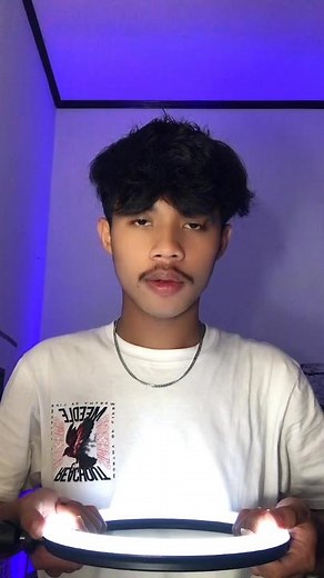 LED Ring Light Demonstration: Brightness and Features