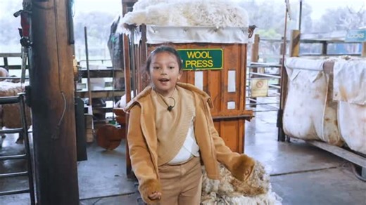 MeleTOP on Instagram: "Minggu lepas kita dah bagi challenge yang betul betul mencabar dekat the mommies 🫣, minggu ni dorang dapat jumpa kangaroo 🦘 Travel Anak Beranak 🕘 Setiap Rabu | 7 malam 📍 Astro Ceria (611), Astro Prima (105) & strim di Astro GO / Sooka #TravelAnakBeranak #AstroCeria Suka rancangan dan drama terbaharu? Nikmati hiburan tempatan dan antarabangsa tanpa henti dengan Astro One — kini dengan bundle eksklusif Disney+ Hotstar dan HBO Max, dari RM69.99/sebulan."