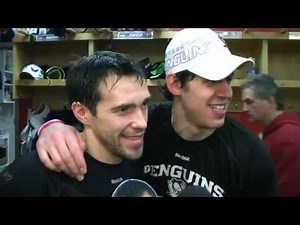 Evgeni Malkin Jokes with Pavel Datsyuk (Russian Jokers)