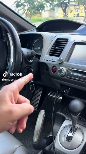 Explore the 2008 Honda Civic: Features and Modifications