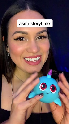 Unboxing de ASMR con historia en español