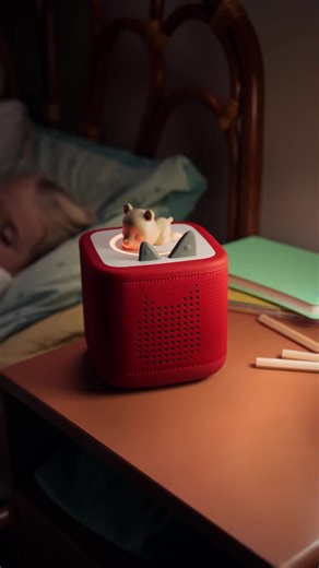 Help little ones drift off more easily! Meet Toniebox 2 – the audio player designed for their hands, powered by their choices and built to help them grow. Now for ages 1-9 , it works with all their favourite Tonies and is packed full of new and exciting features like screen-free gaming with Tonieplay. It's listening they control, growth you'll notice. | tonies