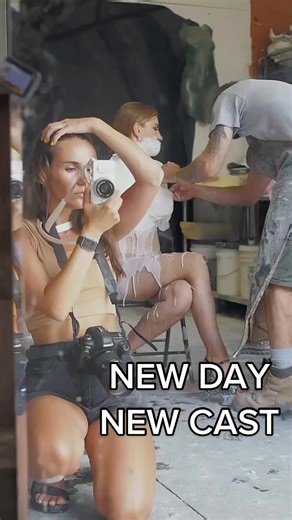 New day. New cast. #bodycasting #bodycast #bodycastingexperience #cast #sculpture #sculpting #sculptor #alginate #concrete #body #women #bodypositivity #waitaminute #GameTok #fyp #maestro #boston #capecod #bostonphotographer #bostonphotography #photographerlife #photographersoftiktoktok #scultore #creatorsoftiktok #artistsoftiktok #art
