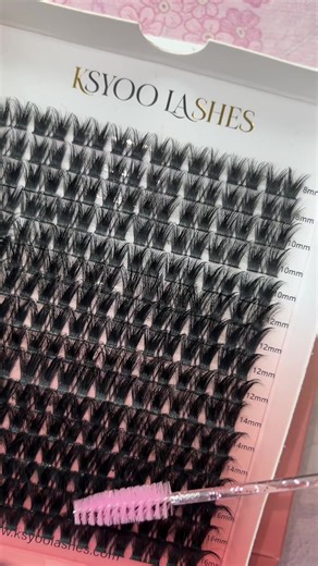 How to Apply Eyelashes Underneath for a Natural Look