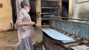 How Automobile Engine Oil Filters Are Bulk Produced