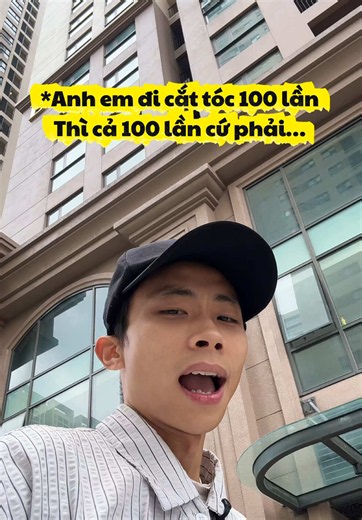 Nỗi buồn mỗi khi đi cắt tóc. Có anh em nào giống tôi, có cái đầu tóc khó cắt, lúc thì bị thế này, lúc thì bị thế kia. Thôi thì đằng nào cũng về vuốt lại bằng sáp ấy mà. Tôi nhận hoa hồng từ các nhãn hàng khi giới thiệu sản phẩm được liên kết với video này. #trungbe #dailyvlog #vtmgr