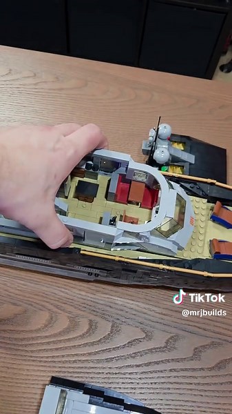 Explorer's Yacht building kit!!! Designed by Mr. J Builds and produced by @Letbricks!!! 4,421 parts, mini-fig scale, full interior, and completely modular! Available on LetBricks!!! Message me for the link! Explorer’s Yacht Link：https://bit.ly/4oVLbxQ #letbricks #lego #legomoc #mrjbuilds #yachtlife