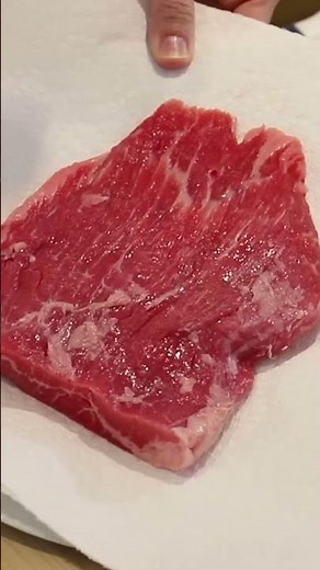 Cutting Steak Against the Grain 🥩