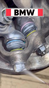 Fixing Loose Handling on BMW X5 - Lower Arm Replacement. • In this video, we are working on a 2021 BMW X5 (G05 chassis) equipped with a 210 kW diesel engine. The owner complained about noticeably worse handling compared to when the vehicle was new. Suspension diagnostics revealed worn ball joints in the lower straight control arms, as well as torn hydraulic bushings. • All four lower control arms need to be replaced: two on the left and two on the right. In this video, we focus specifically on r