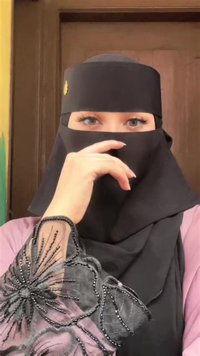 Exploring the Niqab: A Cultural Insight