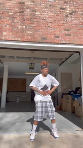 I might not do that wannabe challenge but oh that dougie my type of party .. I’m calling yall out! | Rollitupk