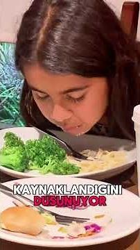 Yemekten Sonra NEDEN Uyku Gelir? 🥱