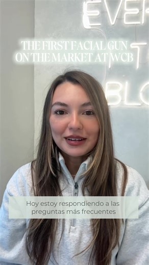 New treatment. New questions. Let’s talk about it. ✨ Daphne is answering your most asked FAQs about the new Toskani Mesoject — and why everyone is booking it. This needle-free mesotherapy treatment delivers customized serums deep into the skin to improve hydration, glow, fine lines, acne, and overall skin quality… with little to no downtime. And for our anniversary month 🤍 ✨ Mesoject Facial is $250 (regularly $375) ✨ If you’ve been wanting that glass-skin glow without needles, this is your sign