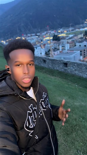 Alpis mountains 🏔️ 🇨🇭#switzerland🇨🇭 #ticino🇨🇭 #bellinzona🇨🇭 #jamaaloslo🇨🇭