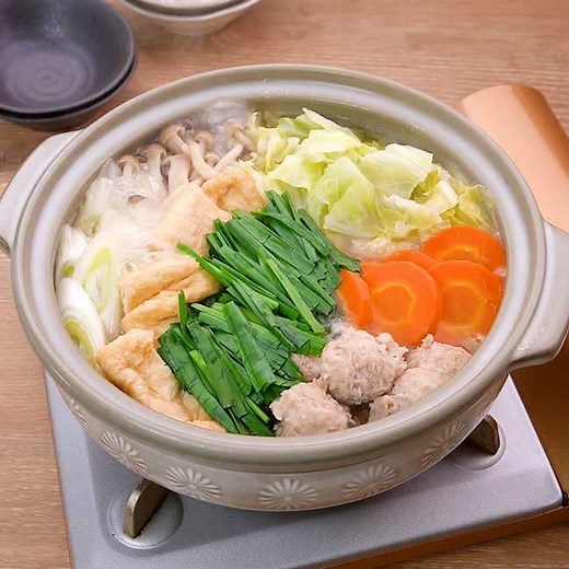 おすすめ具材で作る！シメまで美味しい塩ちゃんこ鍋 | デリッシュキッチン