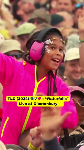 TLC Live Performance of 'Waterfall' at Glastonbury Music Festival
