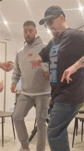 Mikey Motion on Instagram: "None of yer fake A.I pish here mate. Just pure hot talent 🧨 #glasgow #scotland #dance #hakken #makina"