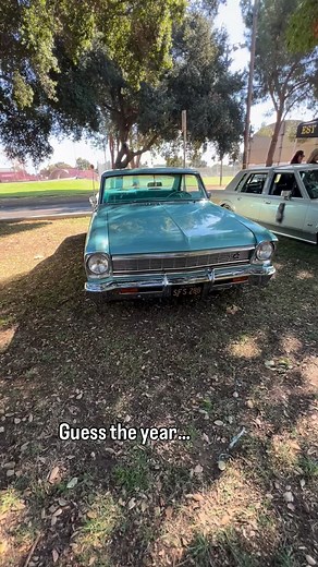 Guess the year… ____________________________ #hotrods #HotRod #streetrod #ratrod #hotrodsandmusclecars #classicsdaily #hotrodmagazine #classicchevy #protouring #VintageCars #musclecars #carsofinstagram #CarPhotography #CarCulture #CustomCars #classiccars #automotive #CarShow #buildandboost #hotrodlife #carcommunity #oldschool #showcars #engineporn #dragstrip #carart #CarEnthusiast #restoration #cargram | Fast Cars Live