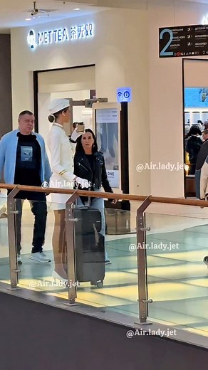 431K views · 24K reactions | ✈️ Каждая девушка, находясь на работе,...