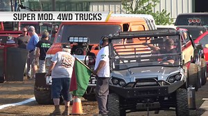 116K views · 5.7K reactions | A strong class of Super Modified 4WD Trucks competing at the TNT Shelby County Fair Pull in Shelbyville, KY! The Saturday session. | BB Pulling Videos | Facebook