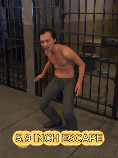 Incredible Prison Escape Through a 5.9-Inch Slot