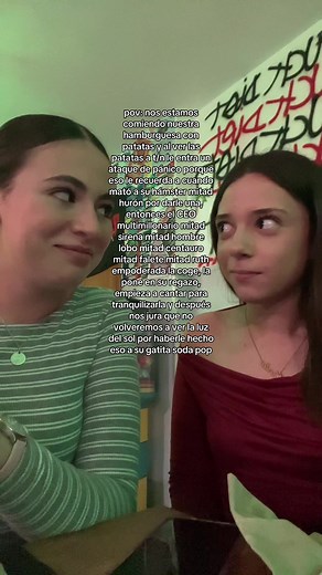 Comiendo hamburguesas con un toque de drama