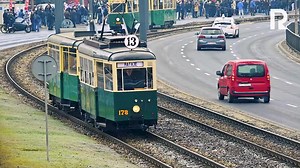 137K views · 2.4K reactions | Podczas parady mogliśmy zobaczyć wagony historyczne, ale też najnowszy tabor MPK, w tym ten z Bonn. Mowa o używanych, niemieckich tramwajach. Autor: Maciej Trzciński | Radio Poznań | Facebook