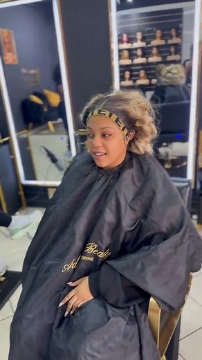 Blonde Beach Hair Tutorial: Sun-Kissed Waves & Styling Tips