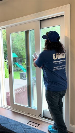 Sliding glass door transformation coming in 3…2…1! 😍 Get your free quote by heading to our profile!