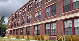 New Olympic Avenue Apartment Complex opens