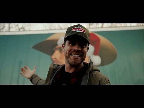 Dustin Lynch - Somethin’ That Makes You Smile (Official Music Video)
