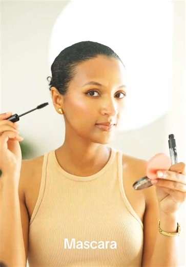 Simple everyday makeup.