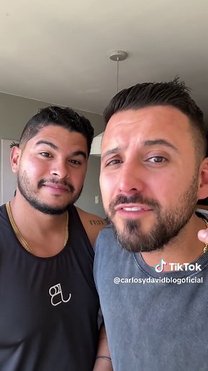 Por esta semana en @dermavel_estetica con el código CARLOS Y DAVID puedes realizarte una limpieza facial reafirmante Masaje descontracturante de cuello por solo $60.000 !!! Agenda tu cita ya al WhatsApp 3024584889